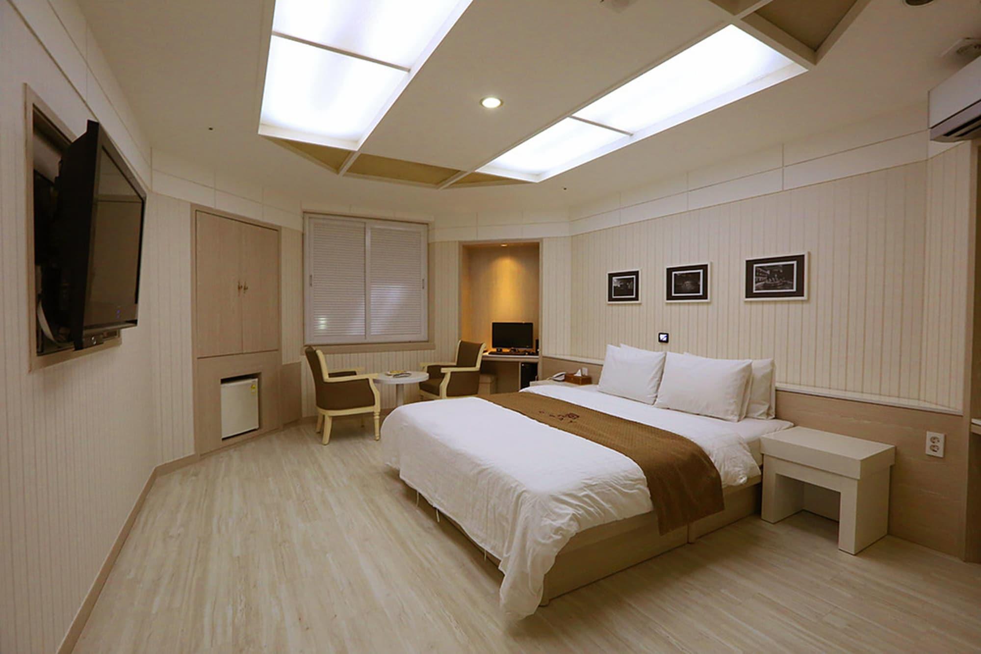 Bucheon Hotel Exterior photo